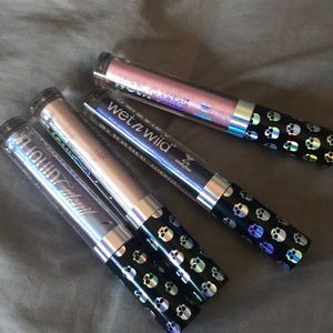 All 4 wet n wild goth-o-graphic eyeshadows